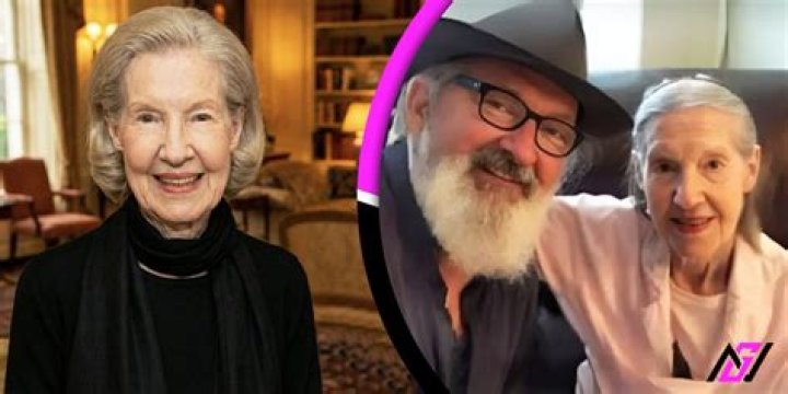 Brandy Quaid's brother Randy Quaid and his second wife in black outfit.