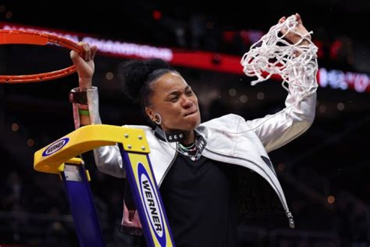 Dawn Staley Dawn Staley